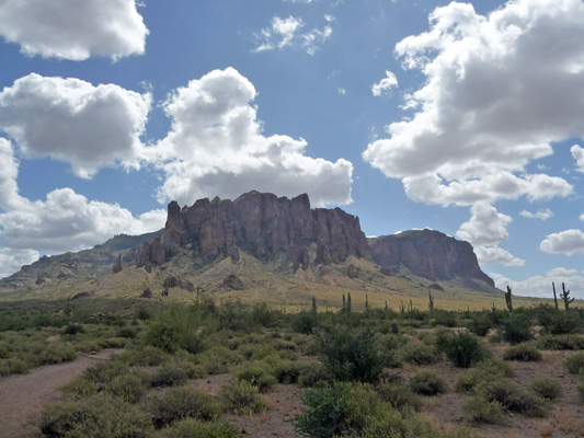 Superstition Mts Lost Dutchman SP