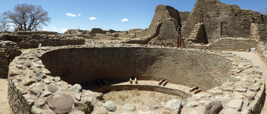 Kiva Aztec Ruins NM