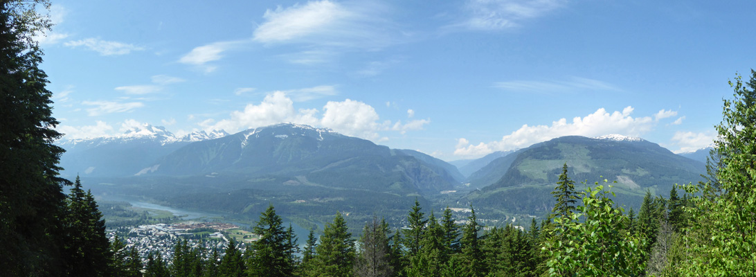 Monashee Overlook