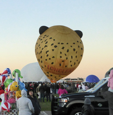 Leopard balloon