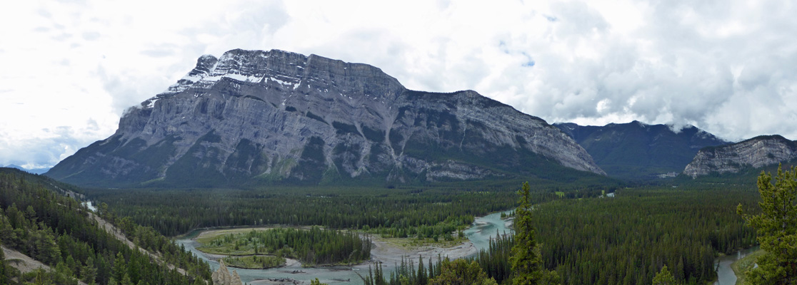 Bow River Mt Rundle