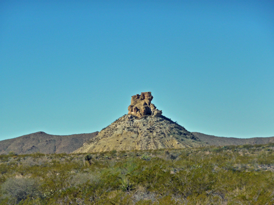 Rock formation along Ross Maxwell Rd