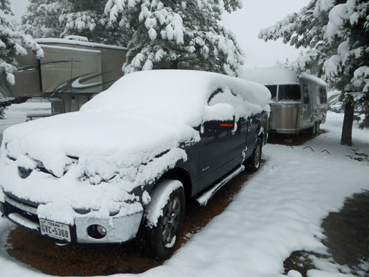 Ford pick up truck in snow