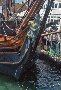 HMS Surprise figure head