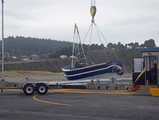 Boat wench Port of Port Orford