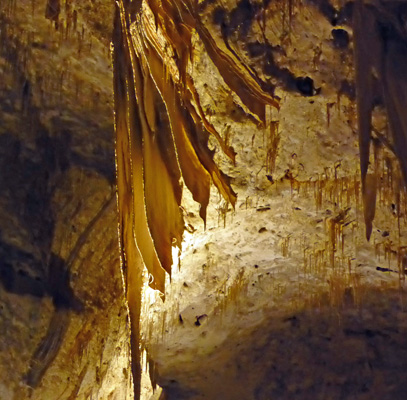 Drapery Carlsbad cavern