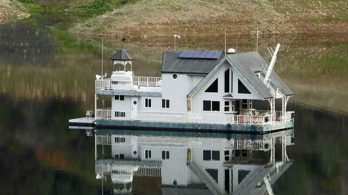 Large houseboat Don Pedro SRA