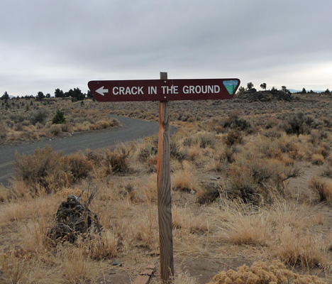Crack in the Ground sign Oregon Outback