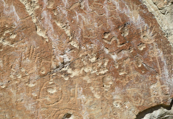 El Morro Petroglyphs