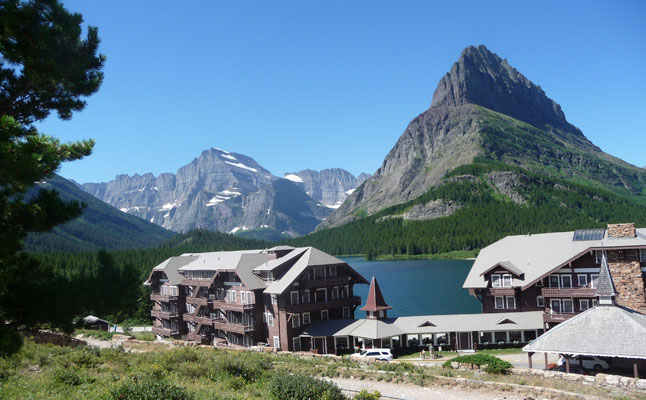 Many Glacier Hotel