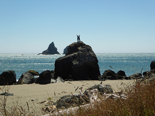 Lone Ranch Beach kids on rock