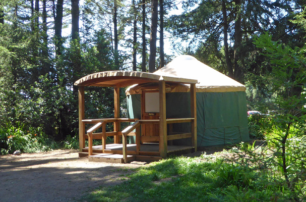 Yurt Harris Beach State Park