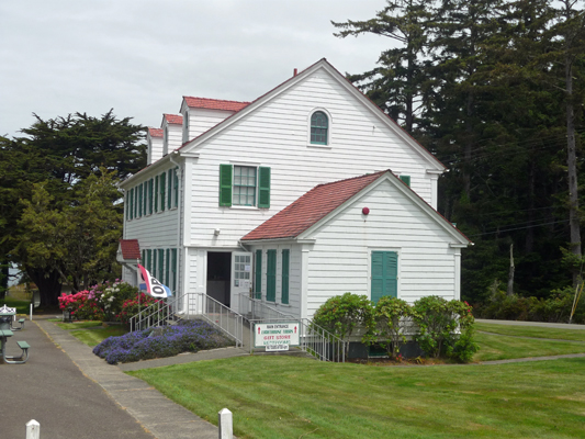 Umpqua historic Coast Guard housing