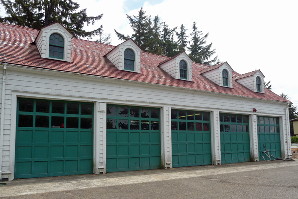 Historic Umqua River Coast Guard building