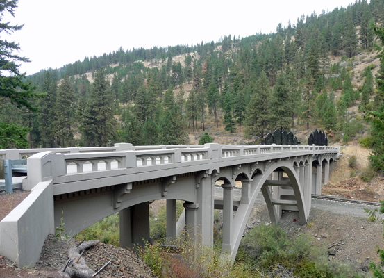 Upper Perry Arch Bridge OR from west