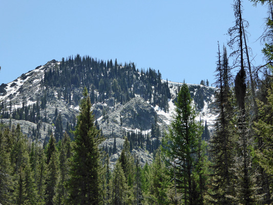 Snowy mountain Boulder Lake Trail