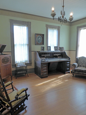 Hughes House Men's Parlor