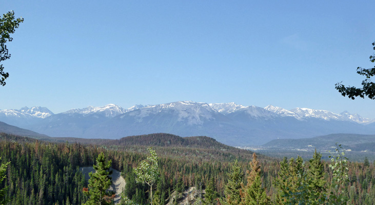 Maligne Overlook view