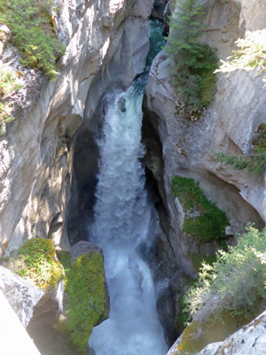 Maligne Canyon waterfall