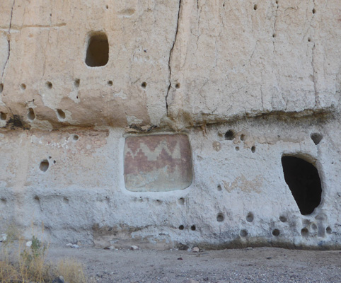 Bandelier pictograph