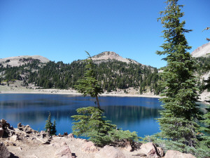 Lake Helen picnic area Lassen Volcanic National Park