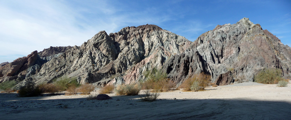 Big Split Rock Canyon Trailhead Painted Canyon Mecca HIlls