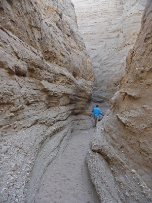 Going up Big Split Rock Canyon Painted Canyon Mecca Hills