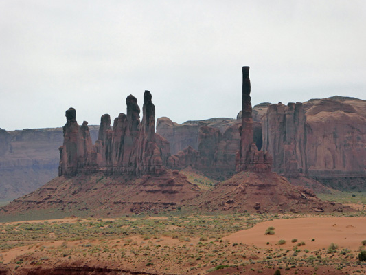 Totem Pole and Yei Bi Chei