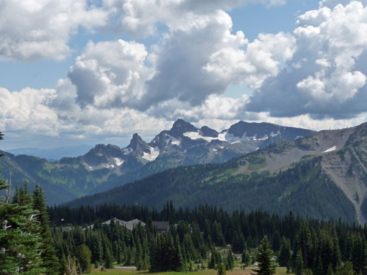 Sunrise Trail view Mt Rainier