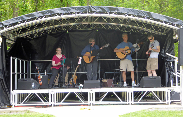 Folk music band