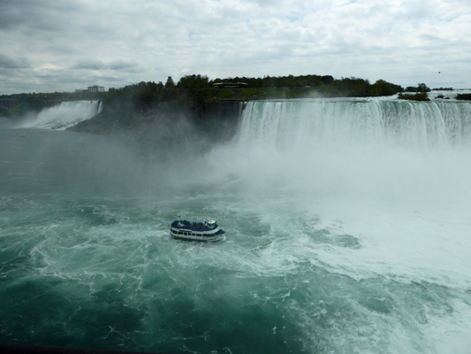 Maid of the Mist Niagara Falls