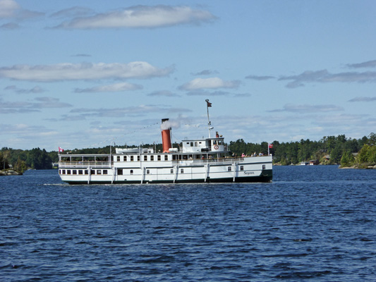 Segwyn steamship Gravenhurst ON