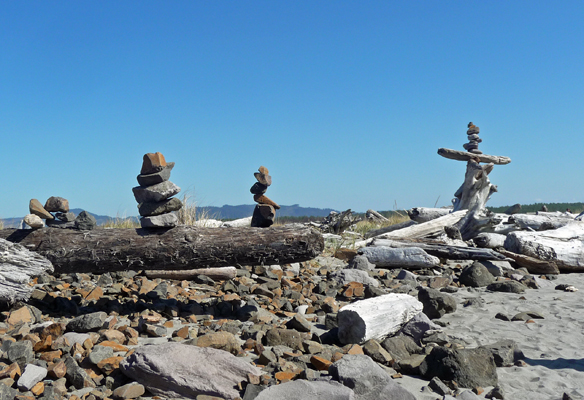 Cairns on South Jetty Fort Stevens SP
