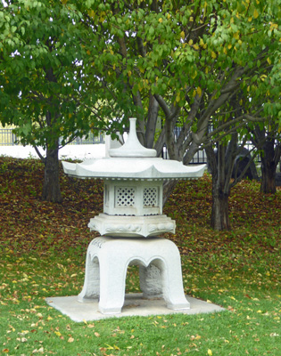 Stone lantern