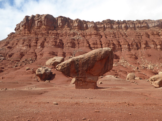 Balancing rocks Vermilion Cliffs