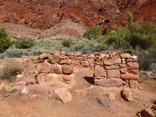 Lees Ferry Fort remains