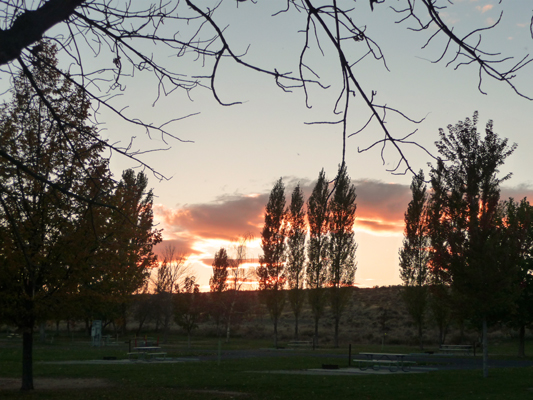 Sunset Steamboat Rock SP