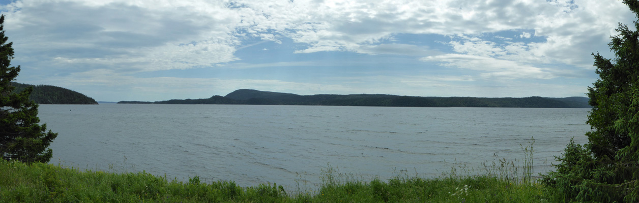 Terra Nova VC red chair view