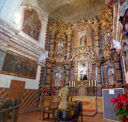 Altar Mission San Xavier del Bac