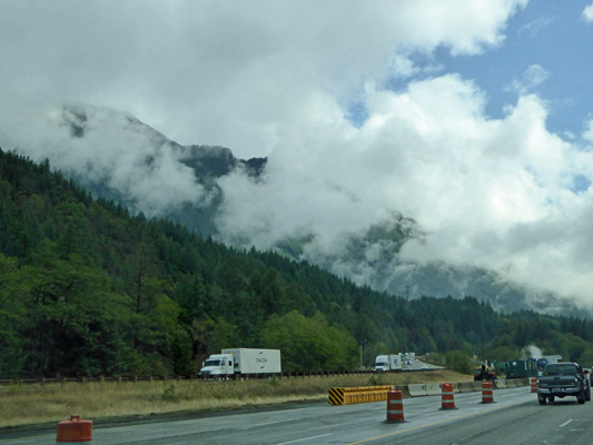 Clouds at Snoqualmie Pass